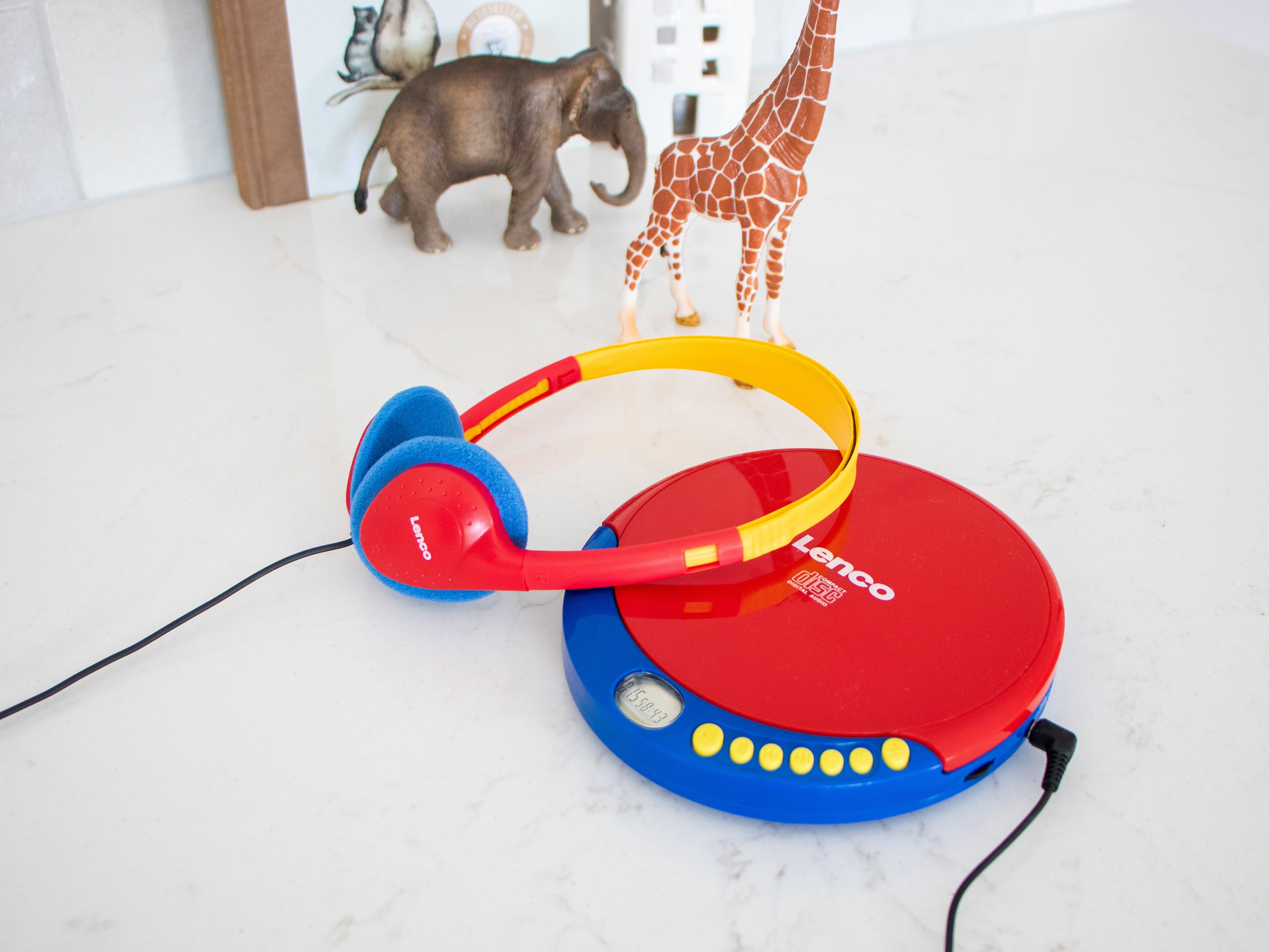 LENCO CD-021KIDS - Draagbare CD speler voor kinderen met hoofdtelefoon, oplaadbare batterijen en ingebouwde geluidsbeperker - Meerkleurig - Image 5