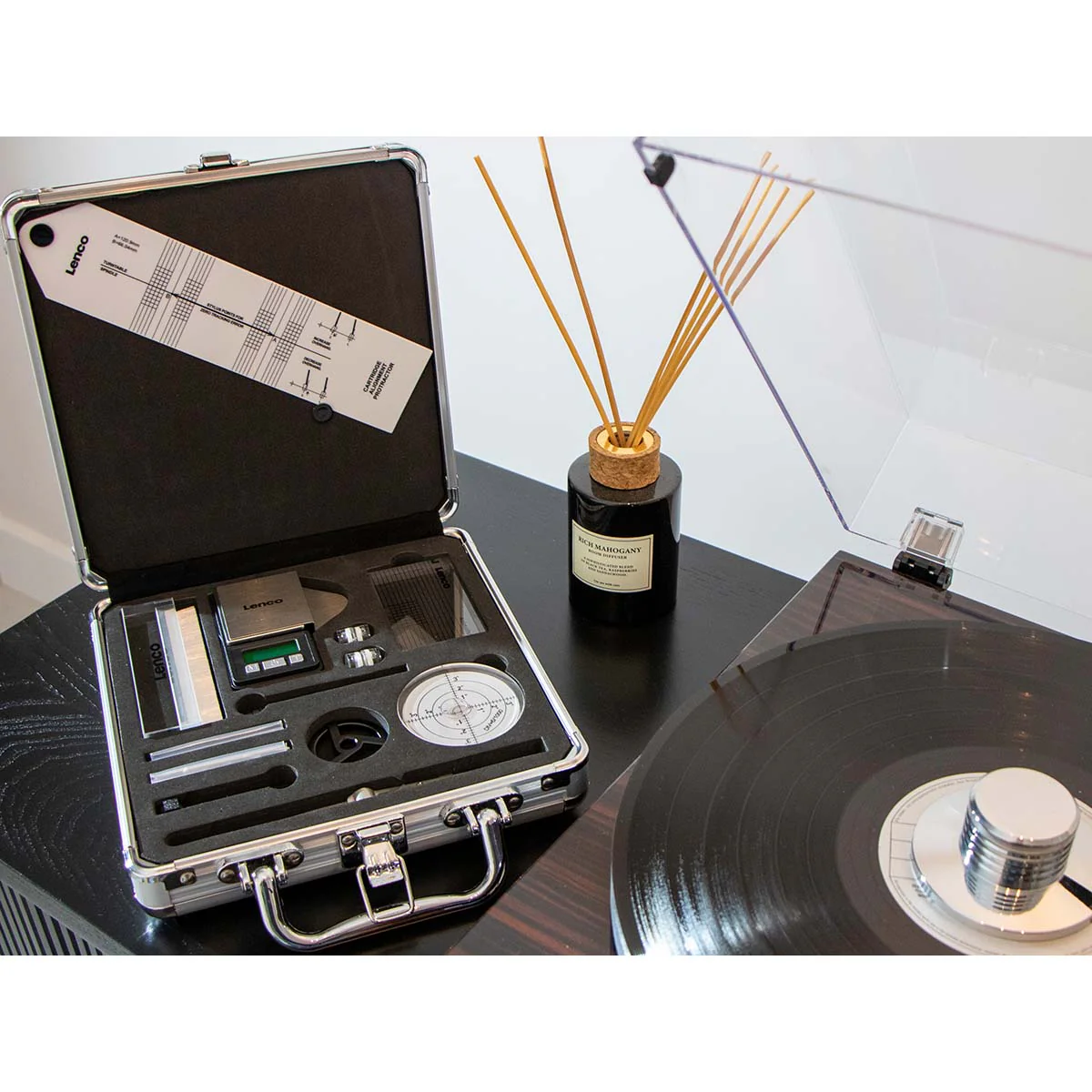 LENCO TTA-12IN1PRO - Professionele 12-in-1 set met platenspeler accessoires en luxe LP schoonmaakset - Zilver - Image 20